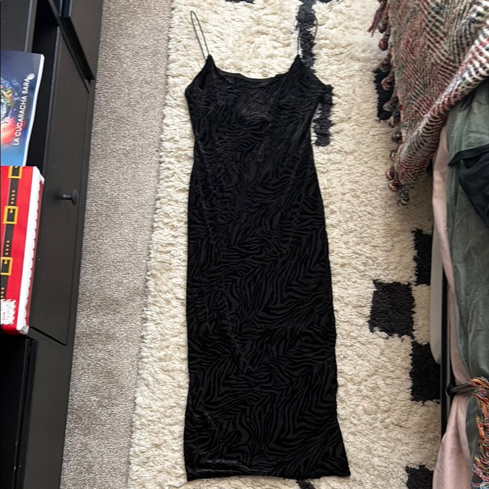 Elegant Black Zebra Print Long Dress